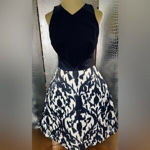 Theia Women's Short Blue White Ikat Print Dress Racer Back Party Cocktail Size 2